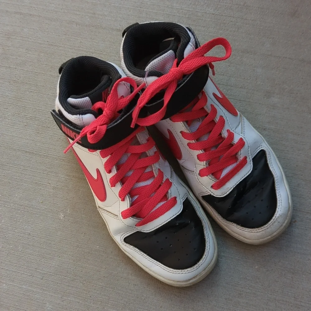Nike Night Court Borough Mid 2 Youth Sneakers 5Y‎